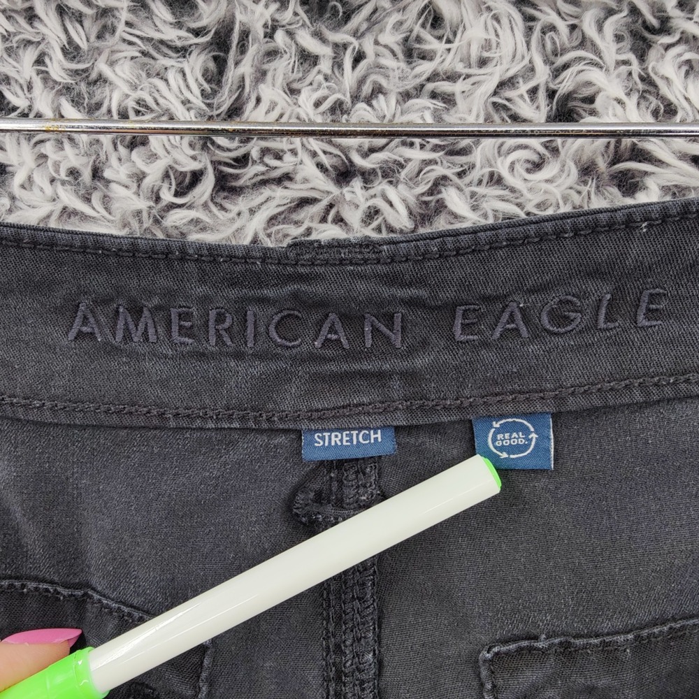American Eagle Womens Gorpcore Cargo Super High Rise Baggy Wide Pants 10 Black - Picture 6 of 16